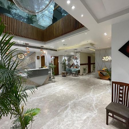 Hotel Aura Grand By Levelup Hotels Amritsar Exterior foto