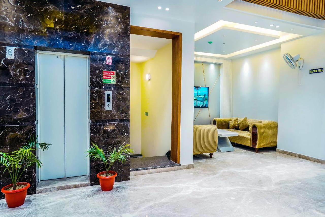 Hotel Aura Grand By Levelup Hotels Amritsar Exterior foto