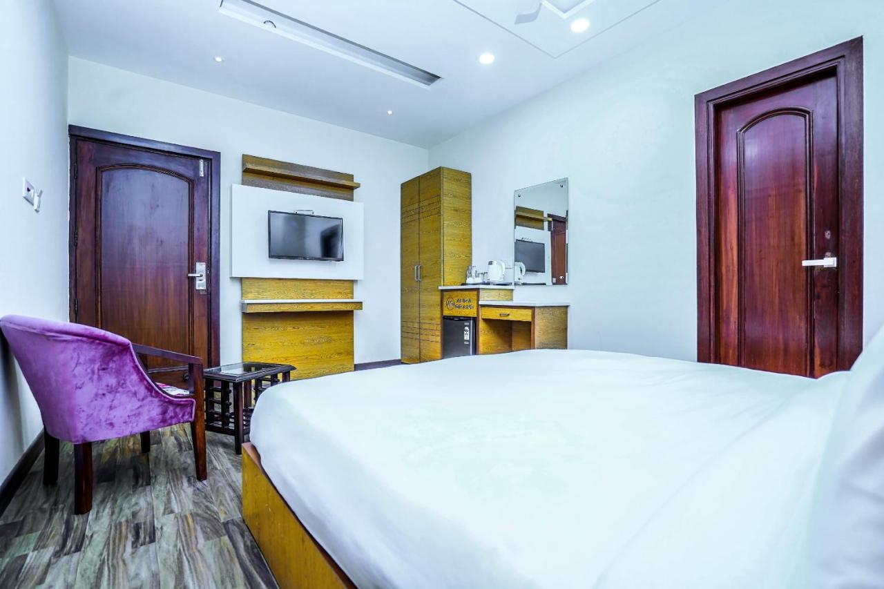 Hotel Aura Grand By Levelup Hotels Amritsar Exterior foto